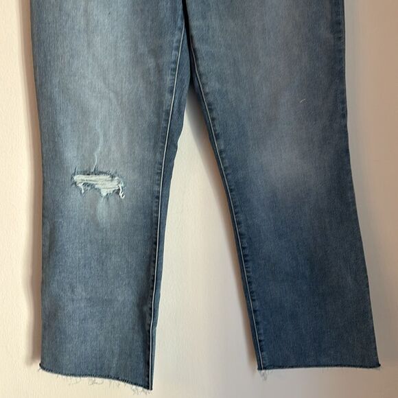 Everlane Women’s The Kick Bootcut distressed medium wash Jean size 30 NWT! - Picture 3 of 13